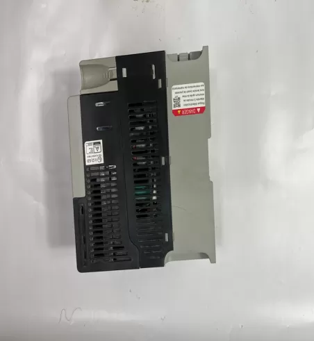 25B-D010N114 Allen-Bradley Adjustable Frequency Drive