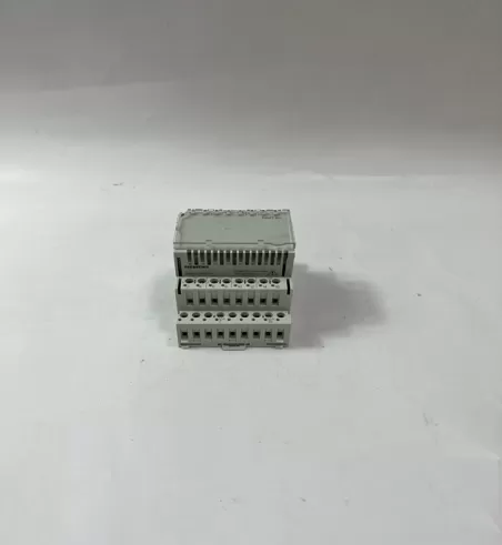 TXM1.8U SIEMENS 8 Universal I/O Module