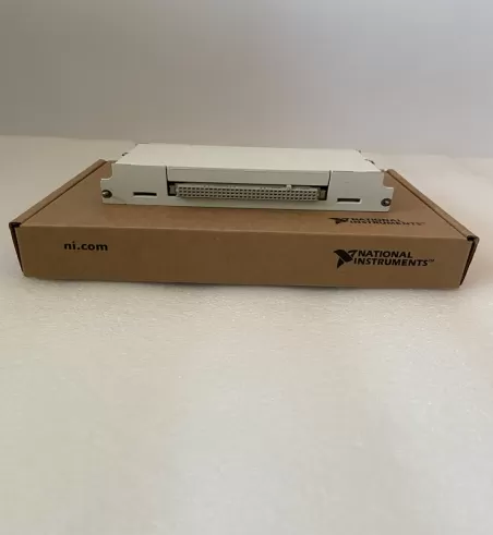 PCI-8252 National Instruments Controller module