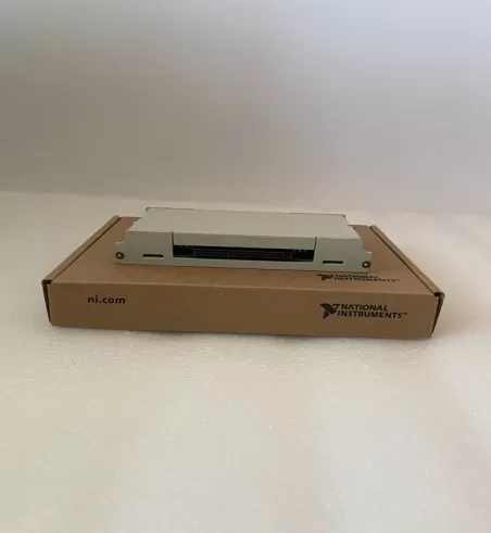 PXI-4065	National Instruments  Controller module