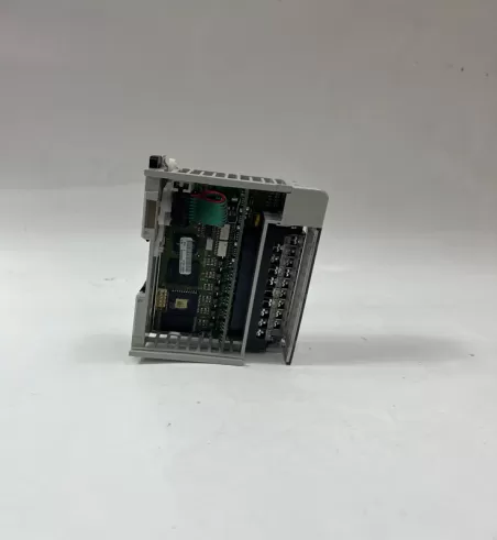 1769-OA16 Allen-Bradley Processor module